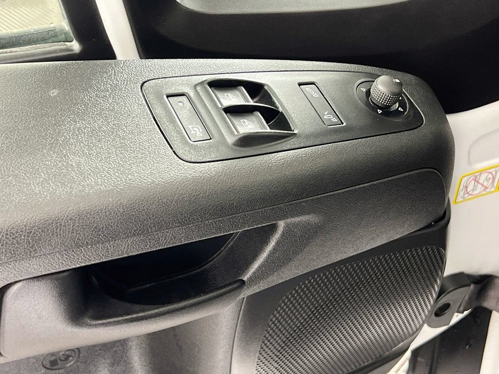 Used 2025 RAM ProMaster 2500 w/ Convenience Group FWD image 22