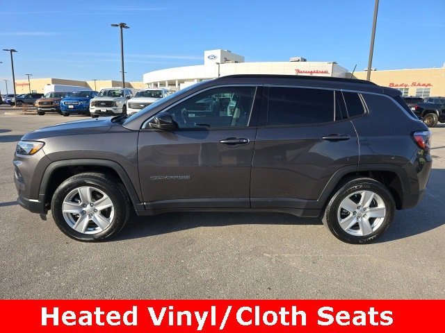 Used 2022 Jeep Compass Latitude w/ Convenience Group image 2