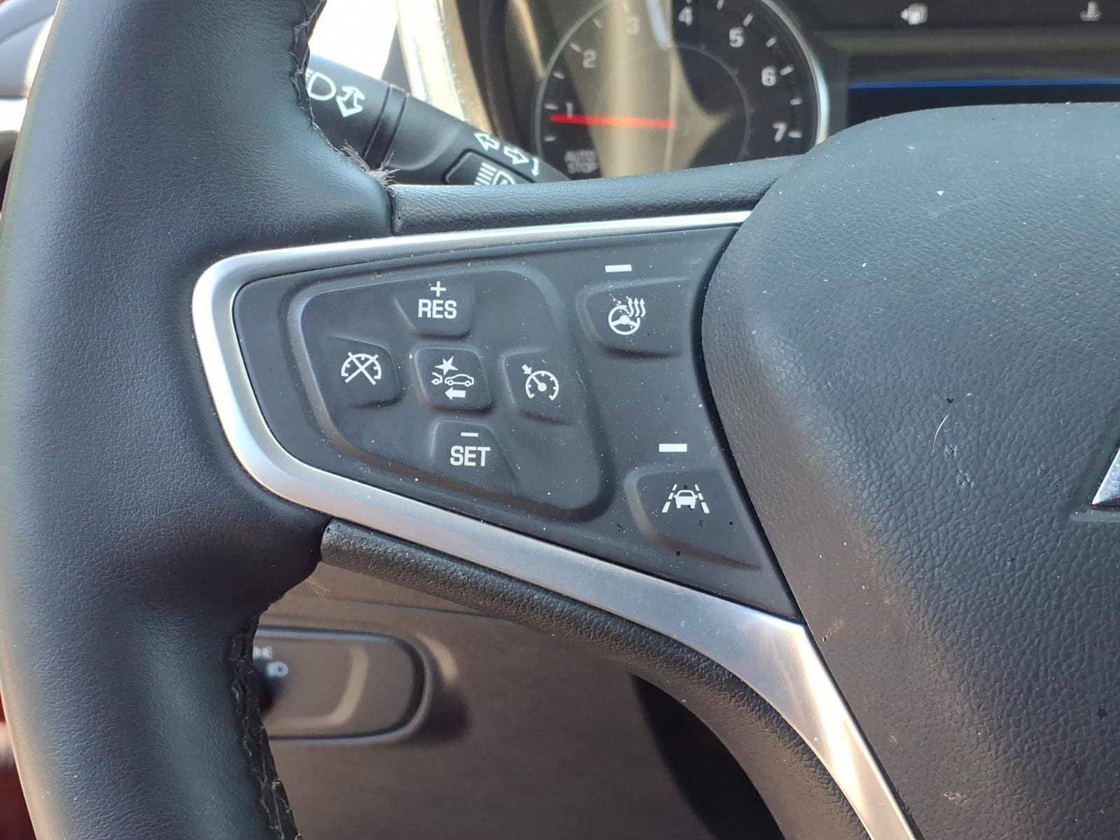 Used 2023 Chevrolet Equinox LT AWD/4WD image 25