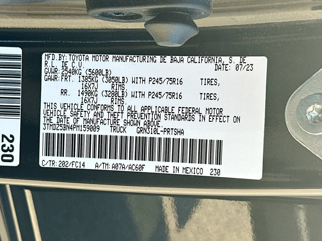 Used 2023 Toyota Tacoma SR5 w/ Technology Package AWD/4WD image 27