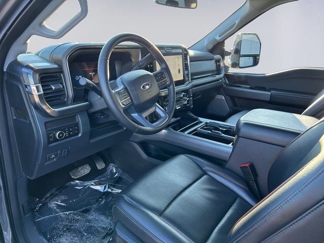 Certified 2025 Ford F350 Lariat w/ FX4 Off-Road Package image 9