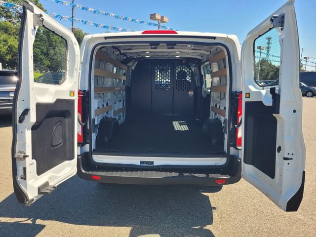 Certified 2025 Ford Transit 250 Low Roof w/ Exterior Upgrade Package RWD image 8