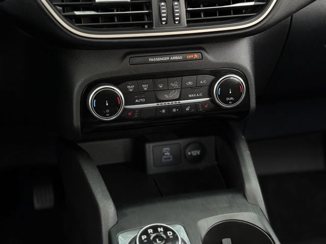 Certified 2022 Ford Escape SEL w/ SEL Stealth AWD Package image 23