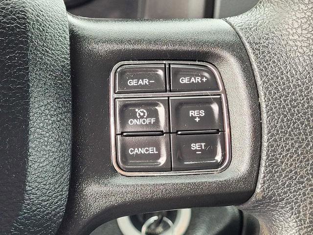 Used 2018 RAM 1500 Tradesman w/ Chrome Appearance Group image 32