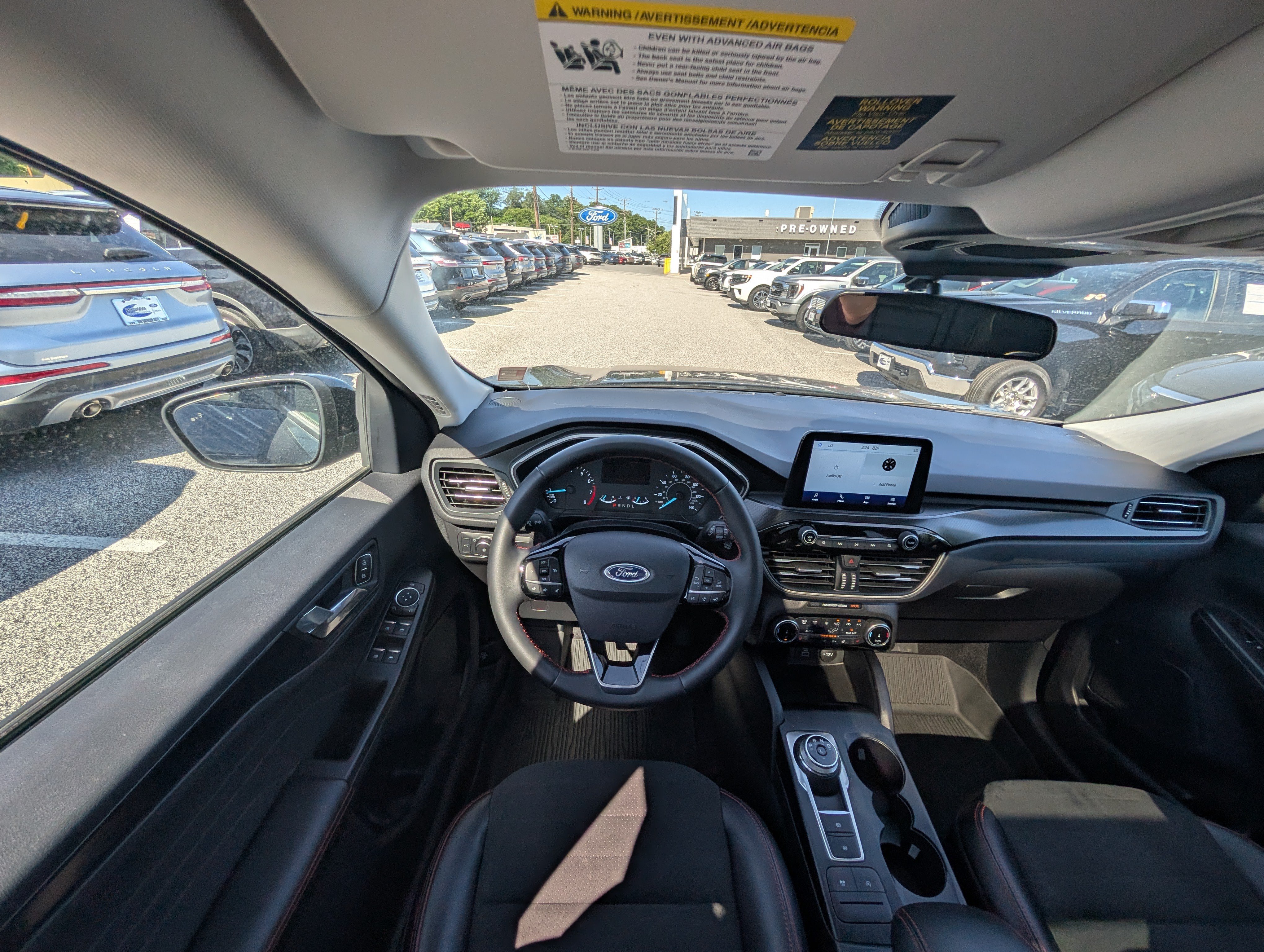 Certified 2022 Ford Escape SEL w/ SEL Stealth AWD Package image 19