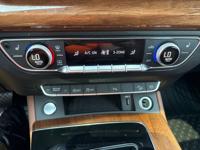 Used 2022 Audi Q5 2.0T Premium Plus w/ Premium Plus Package AWD/4WD image 31