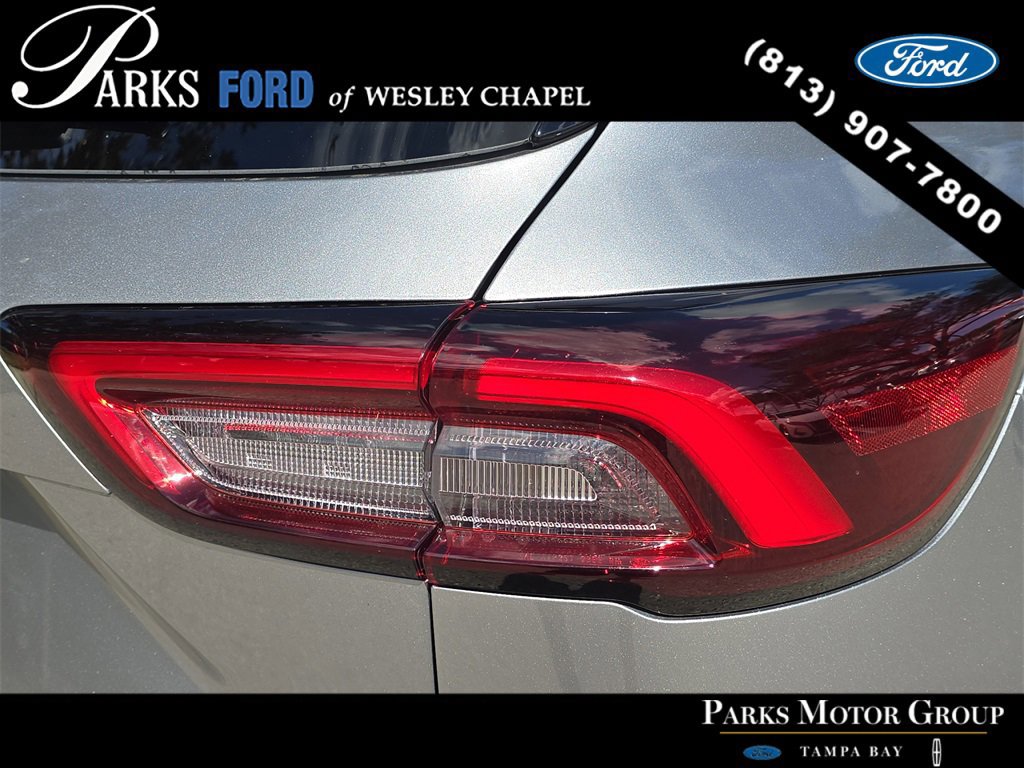 Certified 2023 Ford Escape Platinum w/ Class II Trailer Tow Package image 8