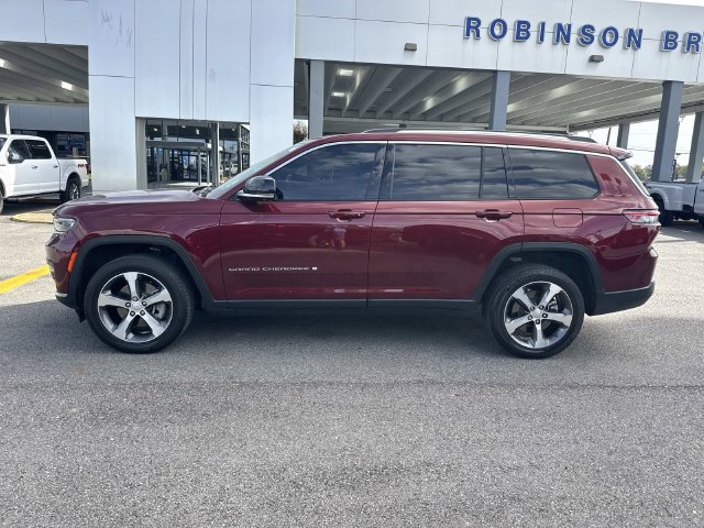 Used 2023 Jeep Grand Cherokee L Limited w/ Luxury Tech Group II RWD image 8