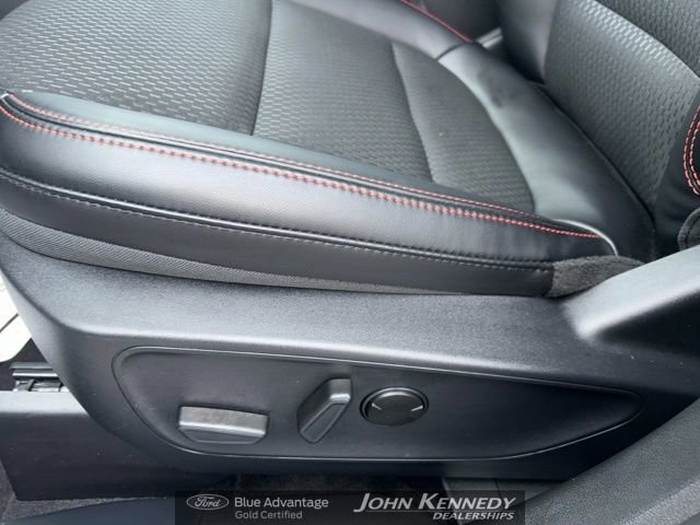 Certified 2025 Ford Escape ST-Line w/ Cold Weather Package image 16