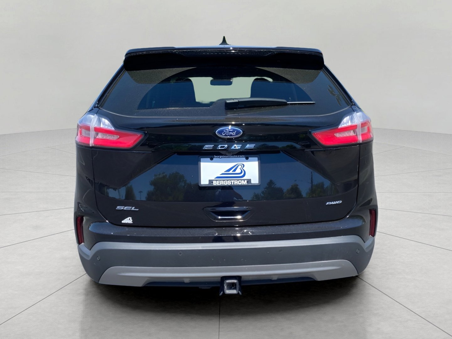 Certified 2024 Ford Edge SEL AWD/4WD image 11