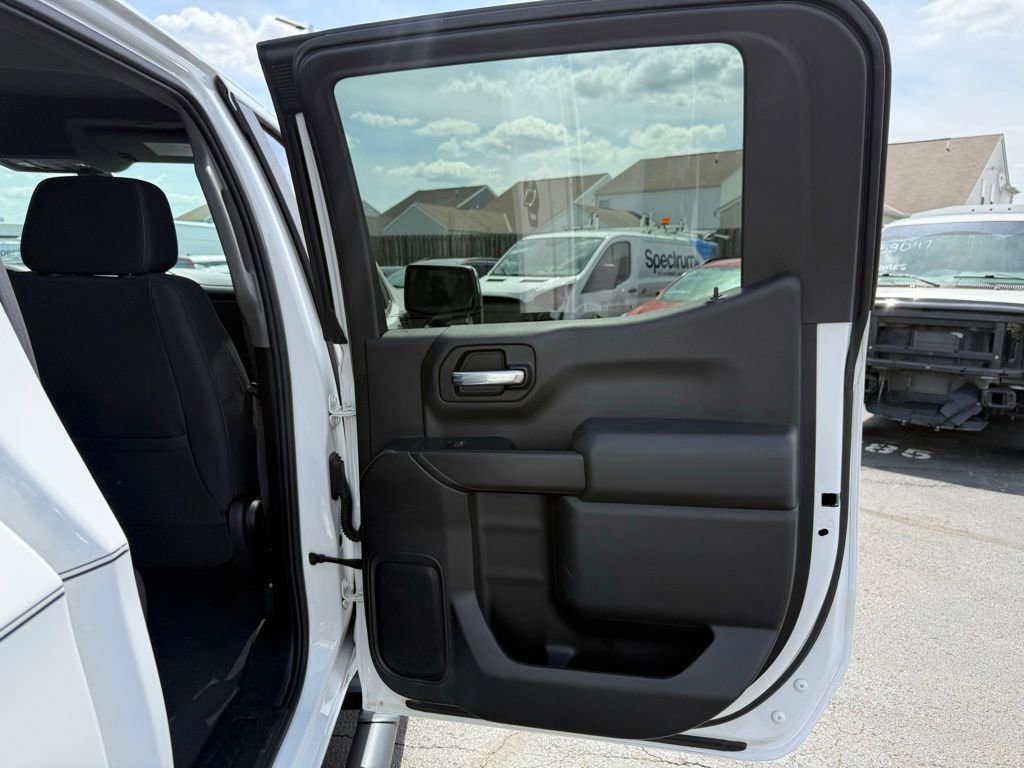 Used 2019 Chevrolet Silverado 1500 LT w/ All-Star Edition image 46