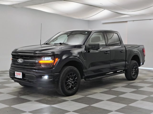 Certified 2024 Ford F150 XLT w/ XLT Black Appearance Package AWD/4WD image 6