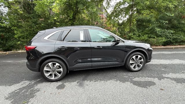 Certified 2024 Ford Escape Platinum AWD/4WD image 9