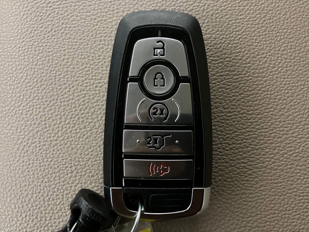 Certified 2024 Ford Expedition Limited image 34