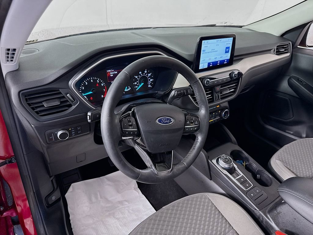 Certified 2022 Ford Escape SE w/ Convenience Package image 16
