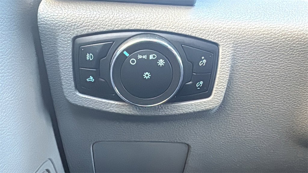 Certified 2022 Ford F250 XLT w/ XLT Value Package image 18