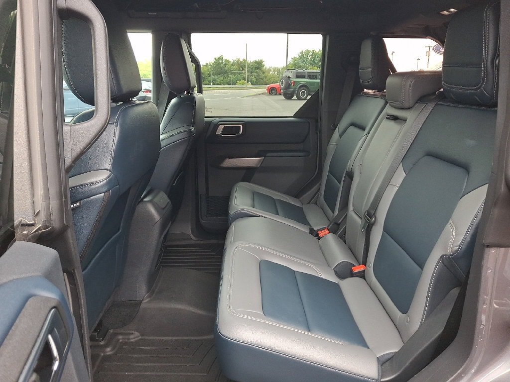 Certified 2023 Ford Bronco Outer Banks AWD/4WD image 10