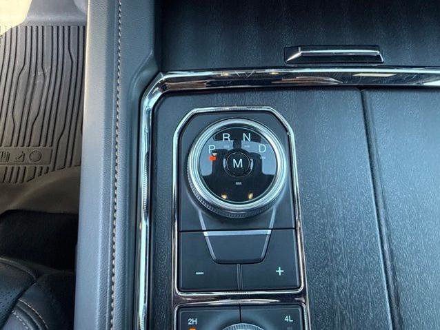 Certified 2024 Ford Expedition Platinum AWD/4WD image 36