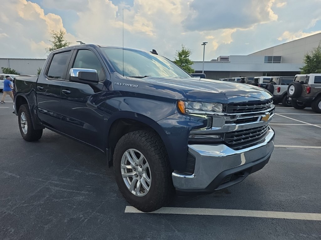 Used 2021 Chevrolet Silverado 1500 LT AWD/4WD image 4