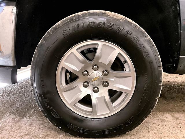 Used 2018 Chevrolet Silverado 1500 LT AWD/4WD image 8