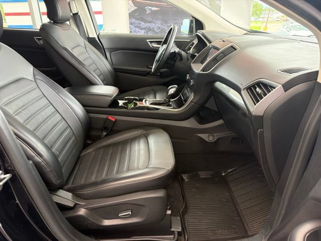 Certified 2018 Ford Edge SEL w/ Equipment Group 201A AWD/4WD image 14