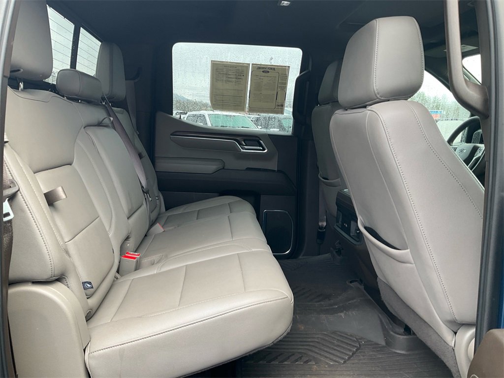 Used 2024 Chevrolet Silverado 1500 LT Trail Boss w/ LT Trail Boss Premium Package image 13