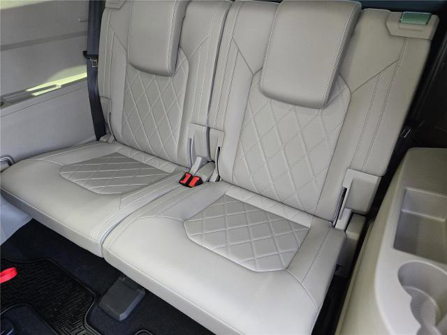 Used 2024 Volkswagen Atlas SEL Premium R-Line AWD/4WD image 31