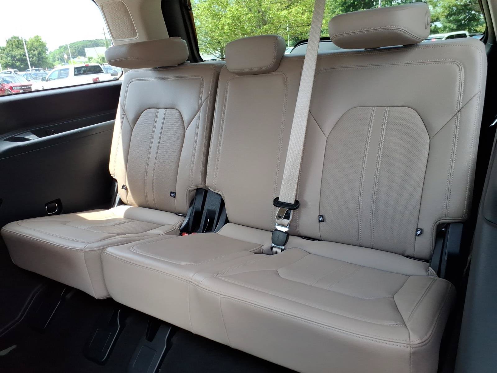 Certified 2023 Ford Expedition Limited AWD/4WD image 15