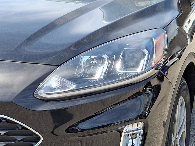 Certified 2022 Ford Escape SEL AWD/4WD image 9