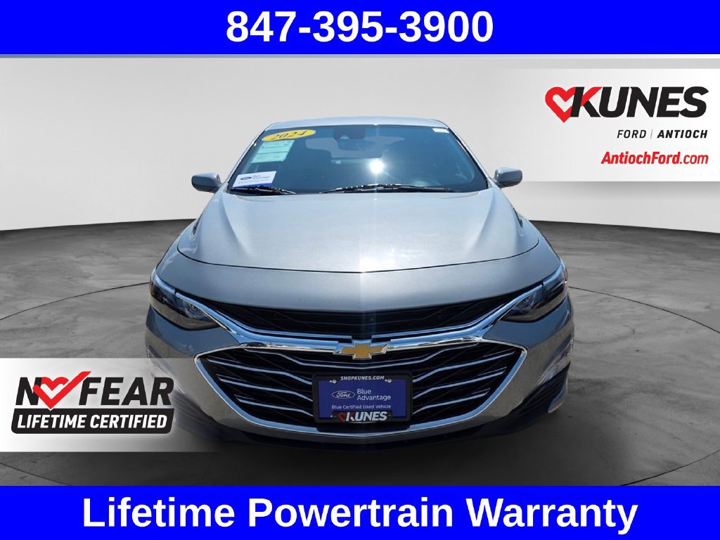 Used 2024 Chevrolet Malibu LT FWD image 2