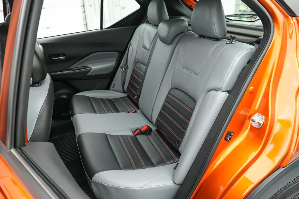 Used 2023 Nissan Kicks SR w/ SR Premium Package FWD image 19