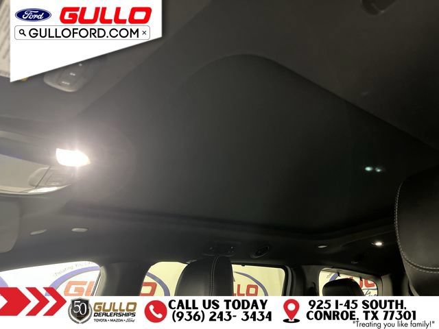 Used 2024 Chrysler Pacifica Limited w/ S Appearance Package FWD image 23