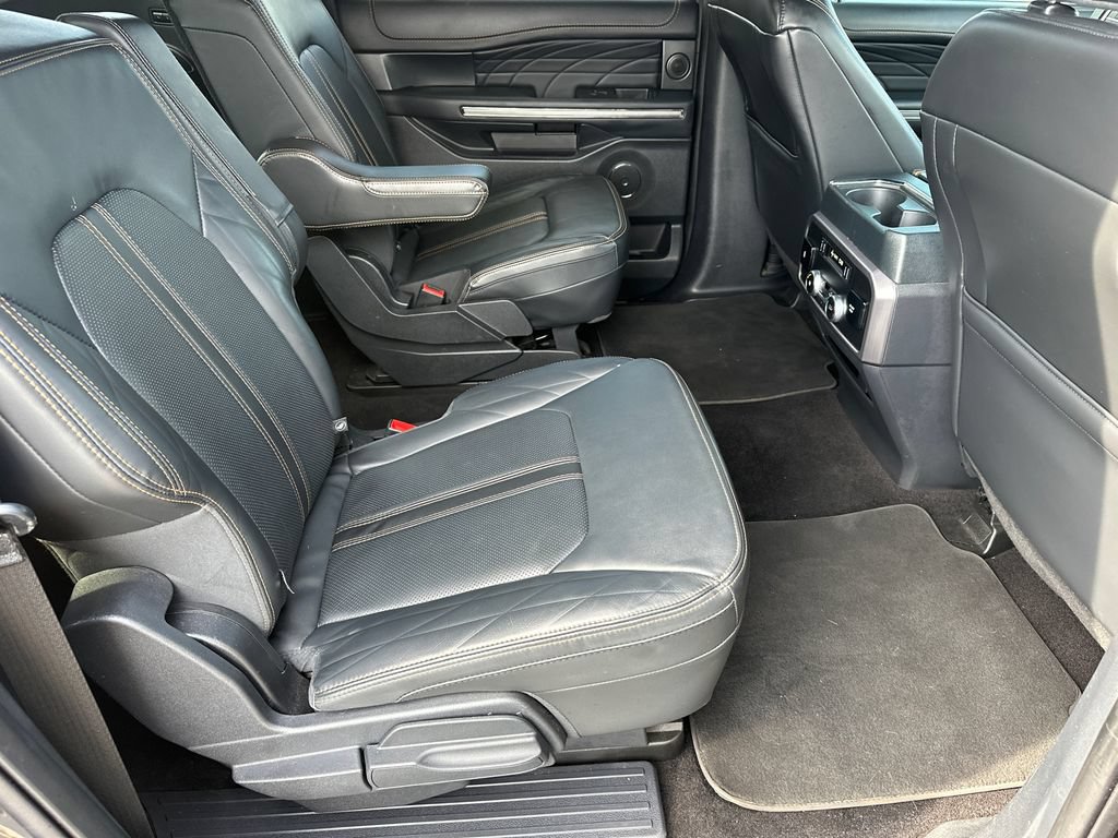 Certified 2022 Ford Expedition Max Platinum RWD image 15