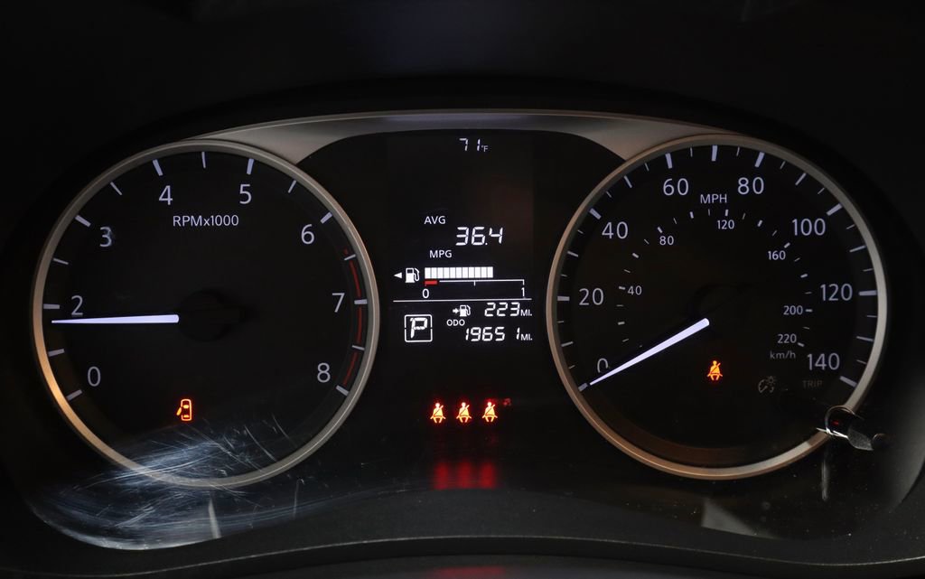 Used 2024 Nissan Versa S image 25