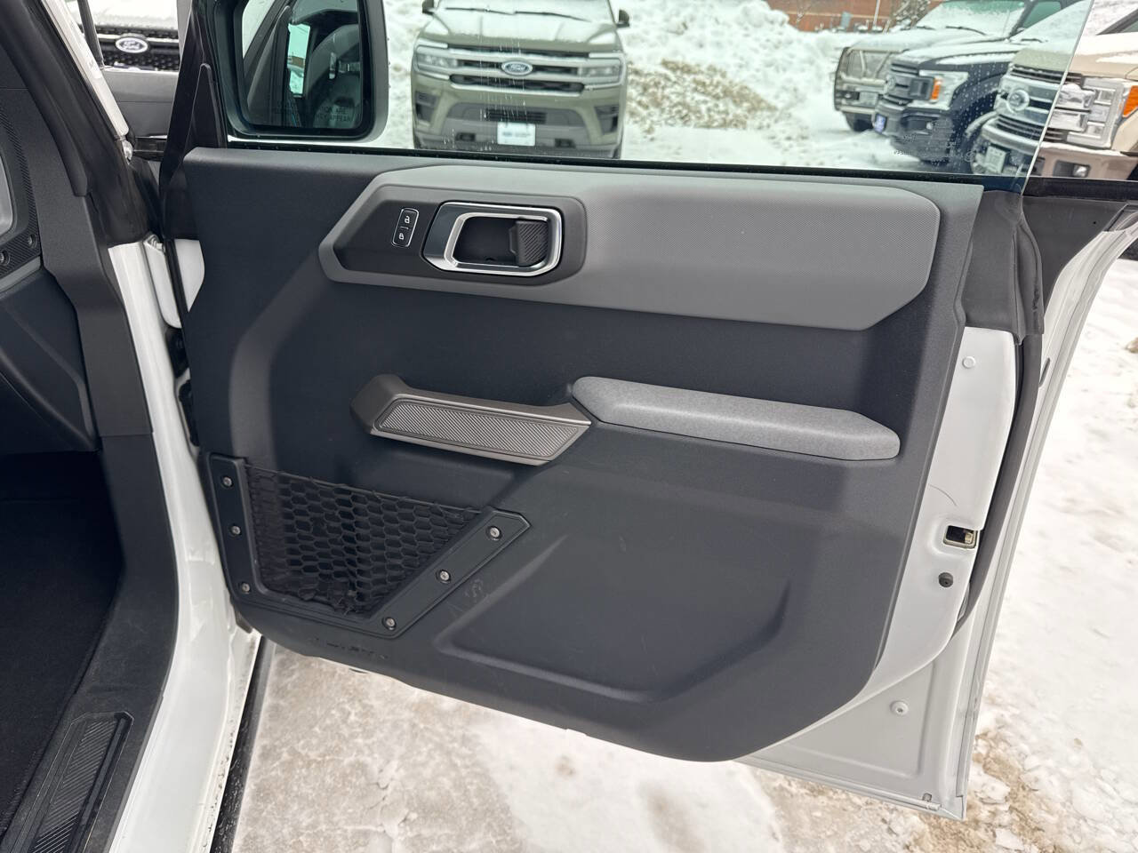 Certified 2022 Ford Bronco Black Diamond image 13