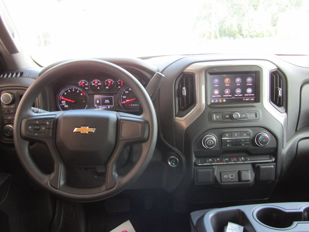 Used 2024 Chevrolet Silverado 1500 Custom AWD/4WD image 5