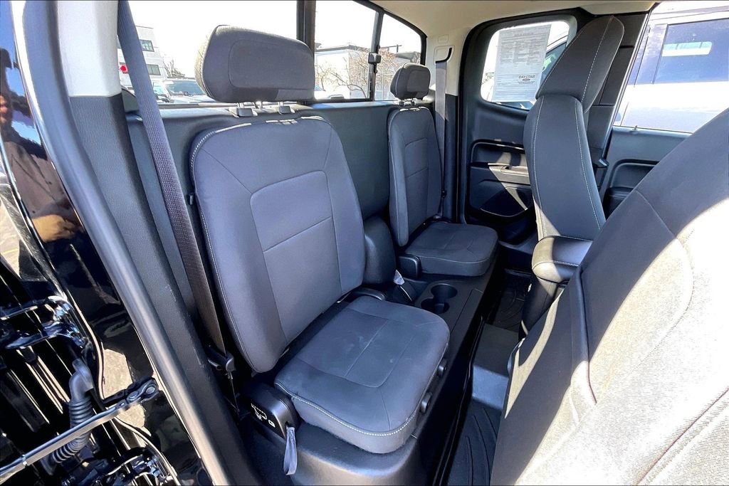 Used 2017 GMC Canyon SLE w/ SLE Convenience Package image 25