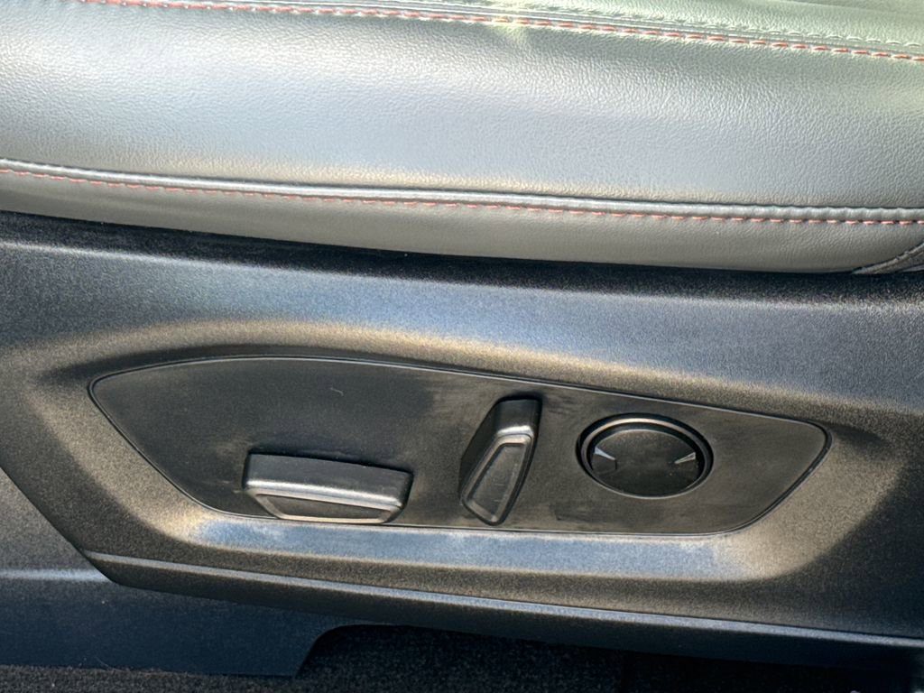 Certified 2025 Ford Explorer Active w/ Active Comfort Package image 24