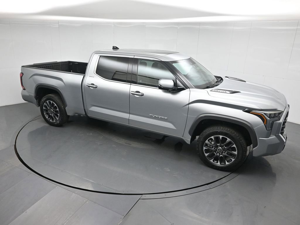 Used 2022 Toyota Tundra Limited image 4