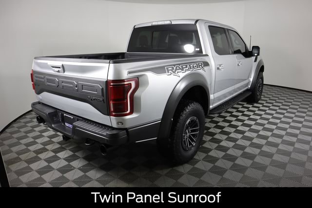 Certified 2019 Ford F150 Raptor w/ Equipment Group 802A Luxury image 5
