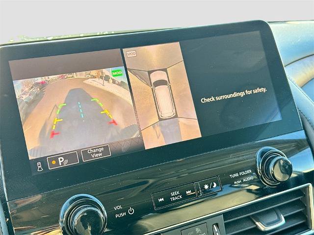 Used 2024 Nissan Armada SL image 12