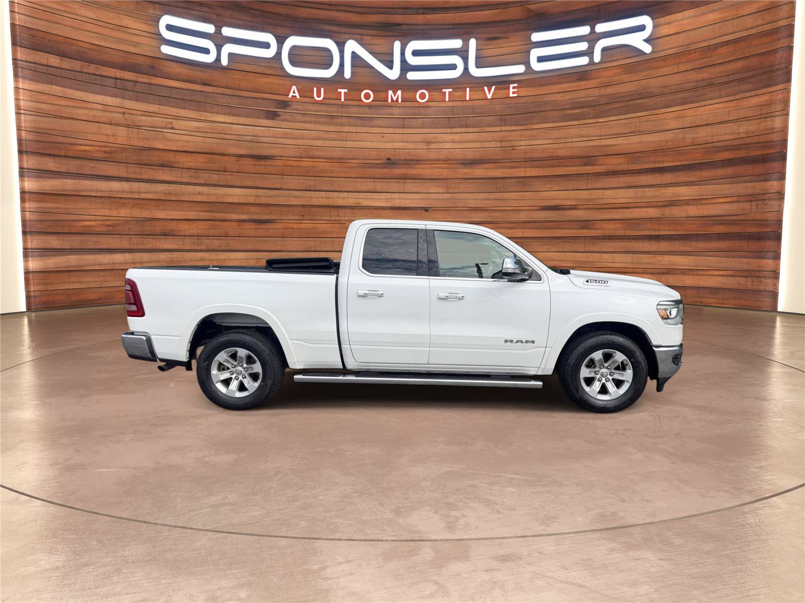 Used 2020 RAM 1500 Laramie RWD image 9