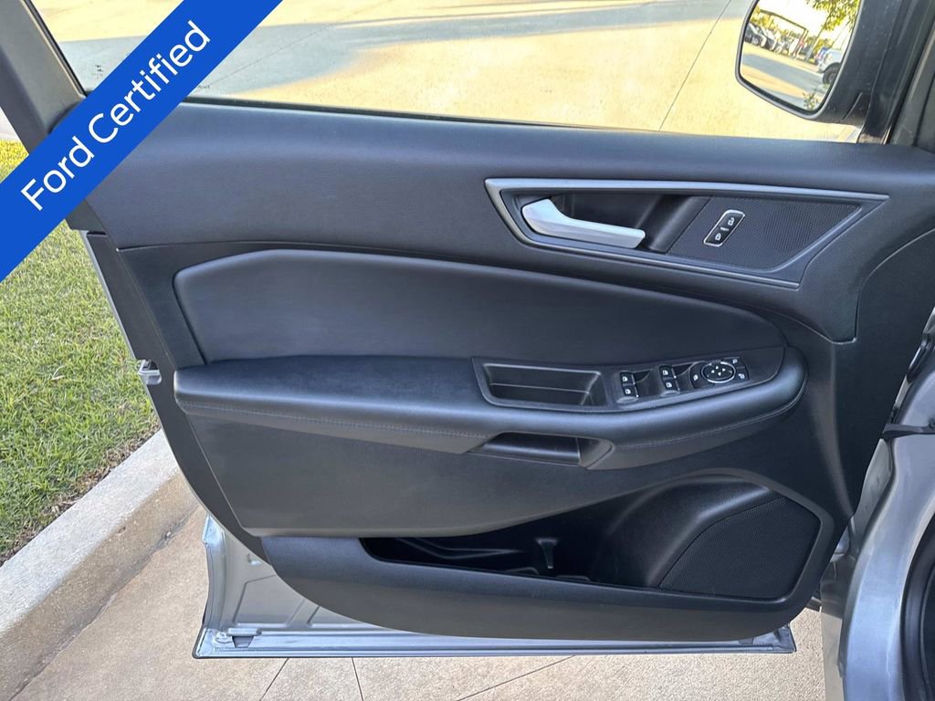 Certified 2024 Ford Edge SE image 21
