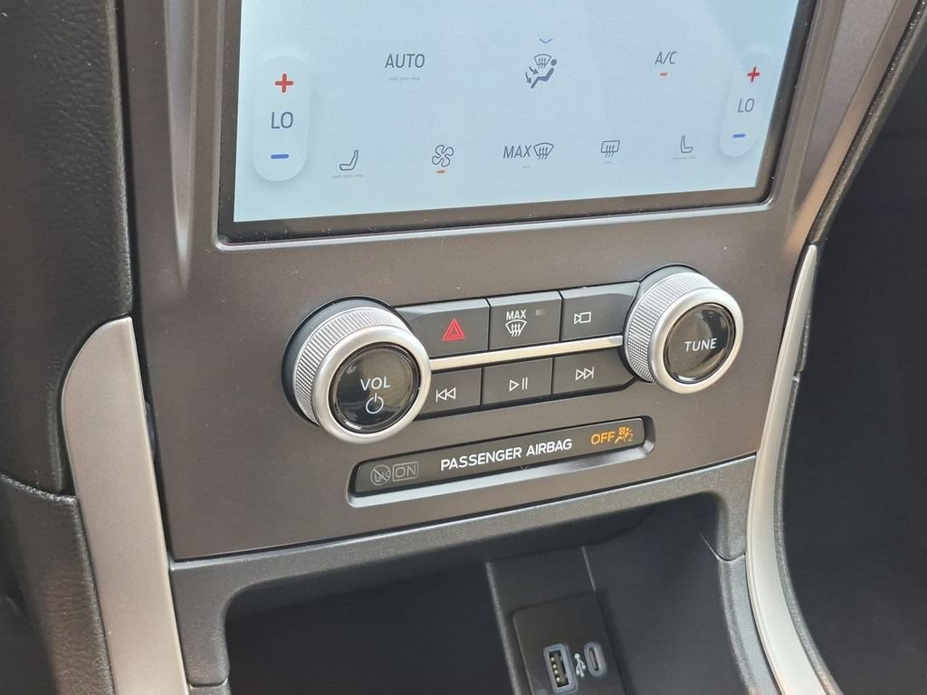 Certified 2021 Ford Edge SEL AWD/4WD image 21