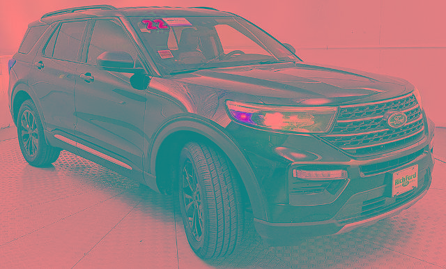 Certified 2022 Ford Explorer XLT w/ Equipment Group 202A AWD/4WD image 1