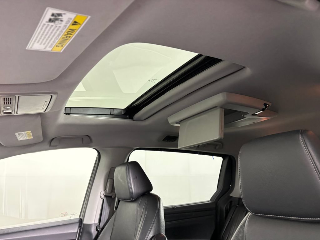 Used 2022 Honda Odyssey Touring image 26