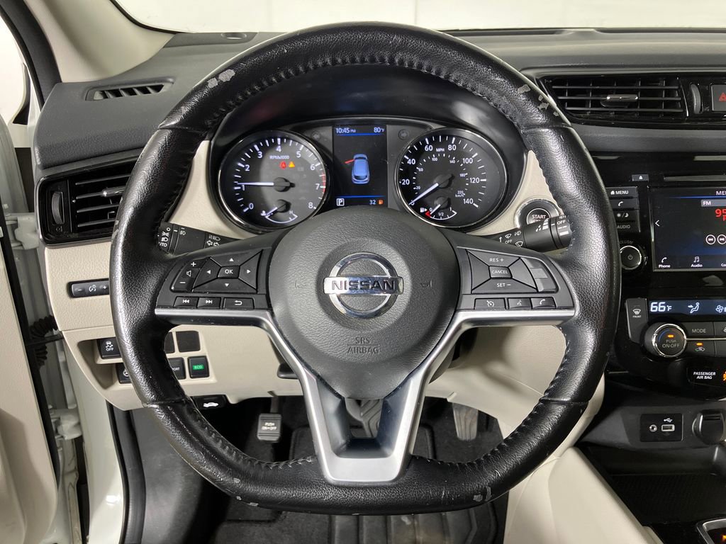 Used 2021 Nissan Rogue Sport SV image 16