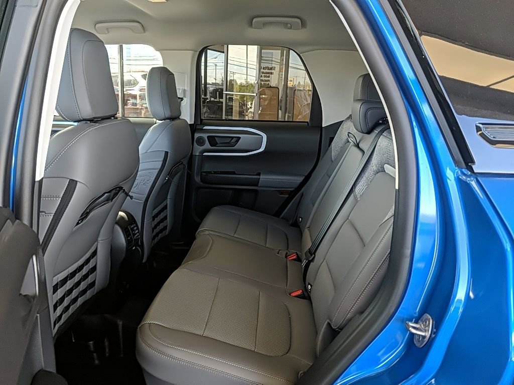 Certified 2025 Ford Bronco Sport Badlands w/ Badlands Tech Package AWD/4WD image 13