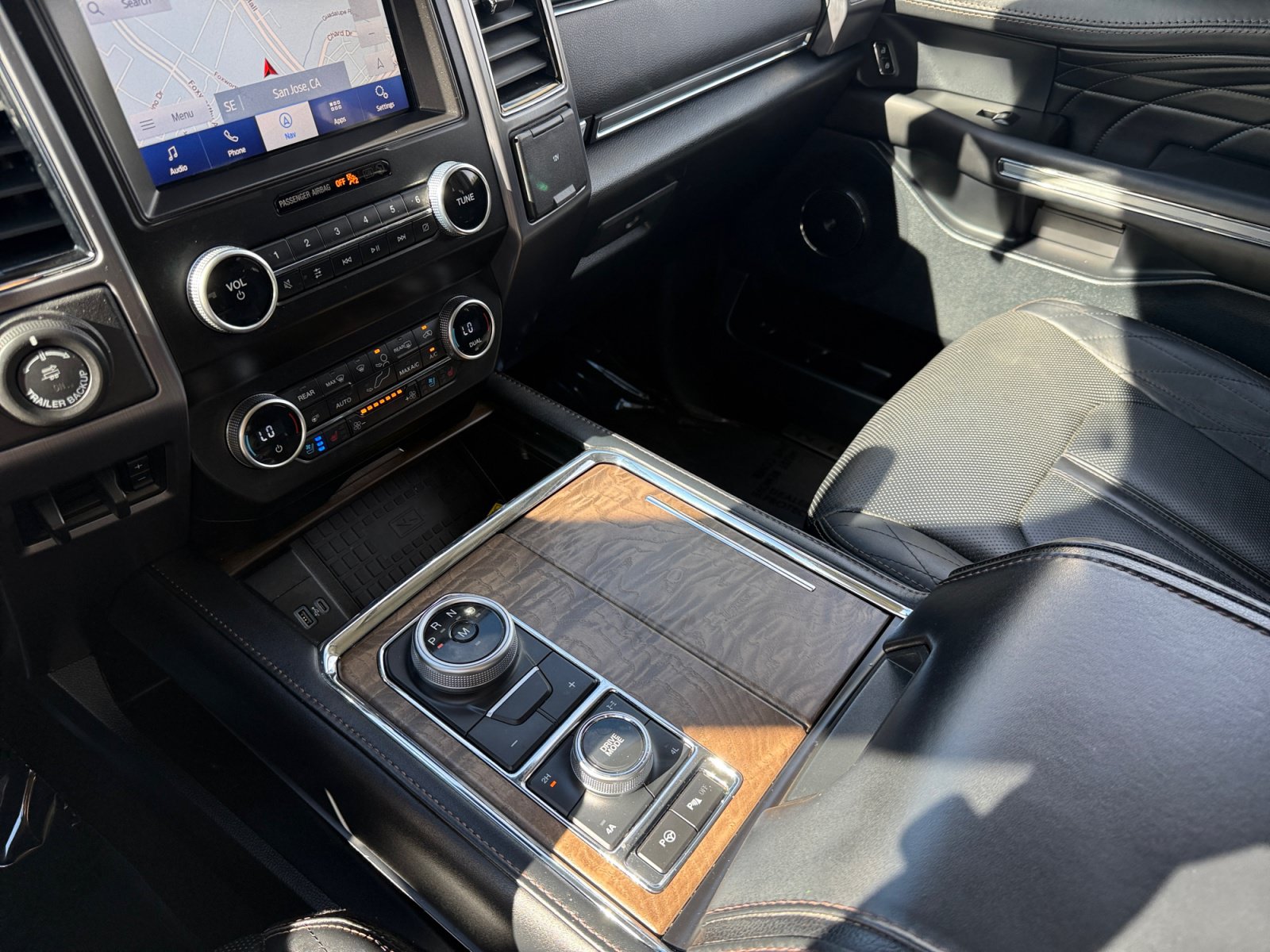 Certified 2021 Ford Expedition Max Platinum AWD/4WD image 13