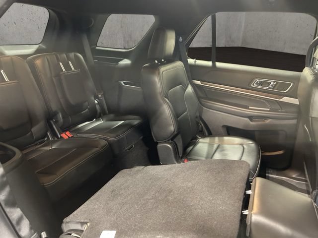 Certified 2018 Ford Explorer Limited w/ Equipment Group 301A AWD/4WD image 21
